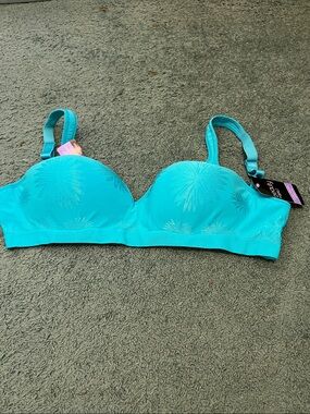Bali Beauty Teal Floral Jacquard Seamless Bra Soft Comfort Band 40D NWT RN15763
